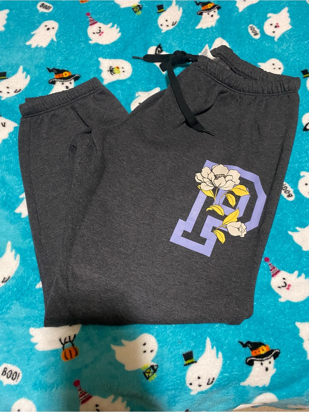 PINK Victoria's Secret Charcoal Gray Joggers with Lavender 'P' and Yellow Floral